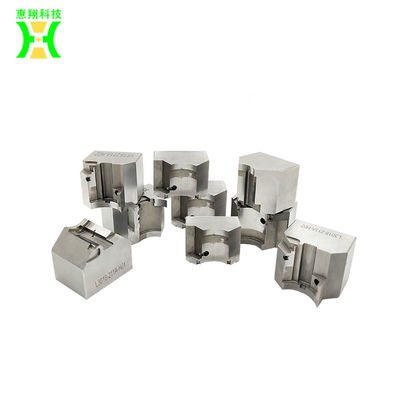 Dongguan Made Accuracy Front And Rear Cover Plastic Insert Molding Connector Parts